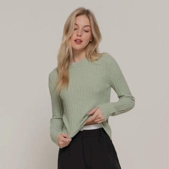 Active USA Long Sleeve Ribbed Crew Neck Sweater B
Sage Green Multiple Szs NWT - Picture 1 of 8